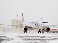 Die Zahl der Fluggäste bei "Ural Airlines" steigt stabil an